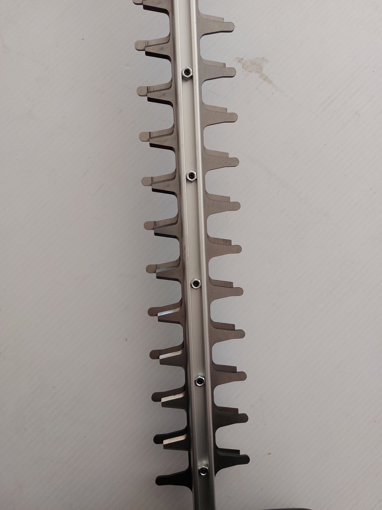 Tagliasiepi a scoppio JONSERED HT2223T