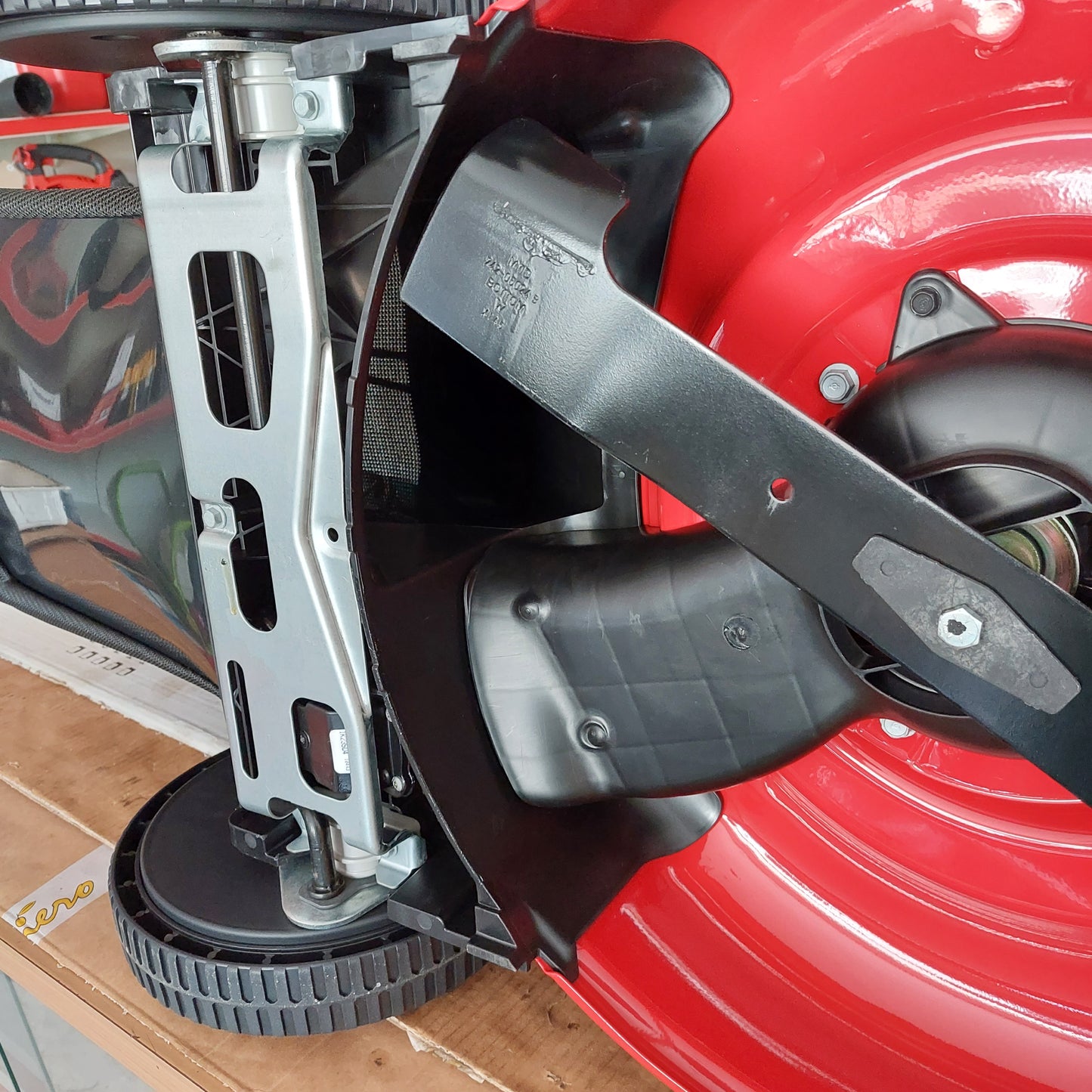 Tosaerba MTD 53 HWK Kawasaki Semovente