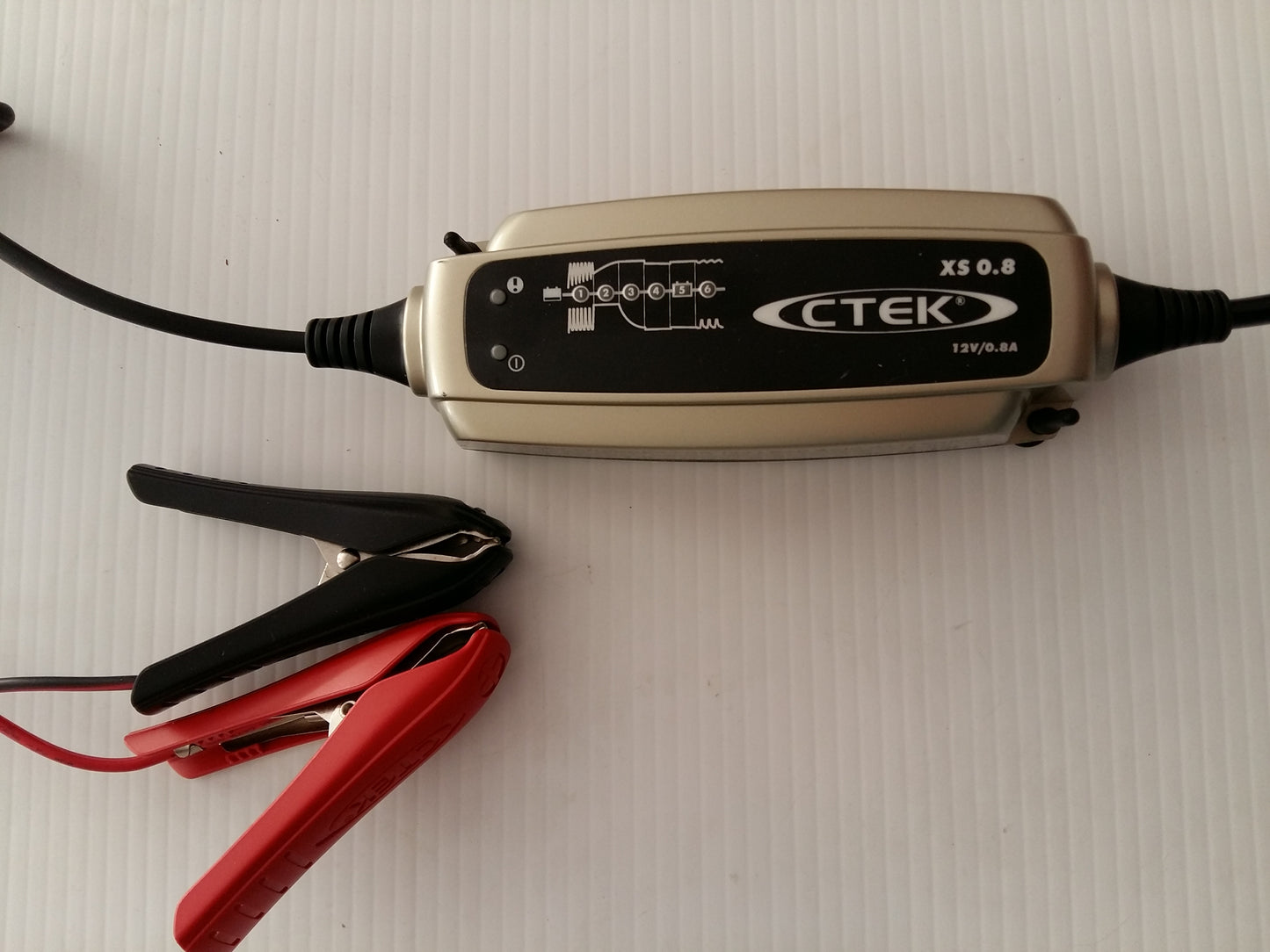 Caricabatterie CTEK XS 0.8
